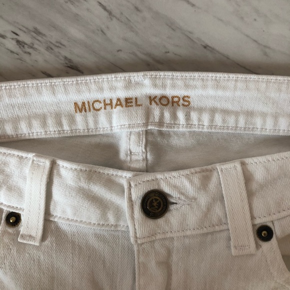 Michael Kors White Capri Pants - Picture 2 of 5